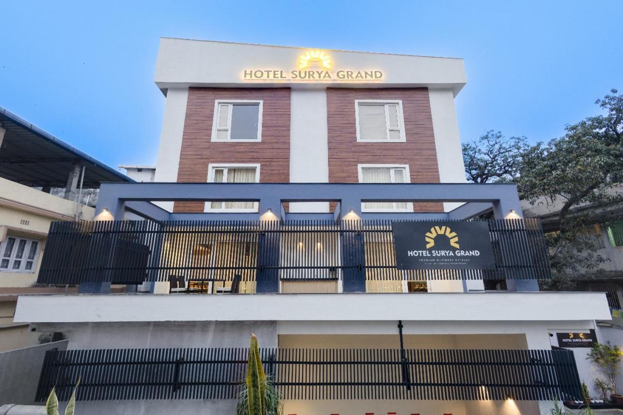 Hotel Surya Grand Siliguri Buitenkant foto